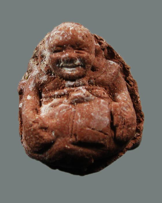  ลูกอมเนื้อชานหมาก หลวงปู่หงษ์ พรหมปัญโญ วัดเพชรบุรี 02