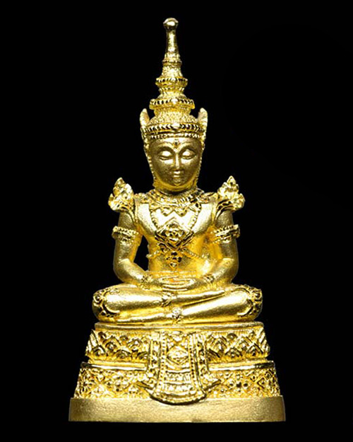 พระแก้วมรกต กรมสรรพสามิต ครบ64ปี วัดพระศรีรัตนศาสดาราม2539 เนื้อทองคำขัดเงา เลข14673 น้ำหนัก 18.05กร