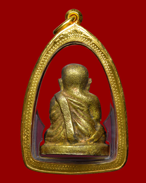 รูปหล่อช้างคู่ หลวงพ่อเงิน วัดบางคลาน จ.พิจิตร 2526 สภาพสวย+เลี่ยมทองหนาหนา+บัตรรับรองครับ