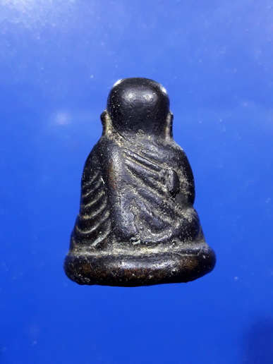 	หลวงพ่อเงิน บางคลาน รุ่นปืนแตก พิมพ์เศียรโตปี28