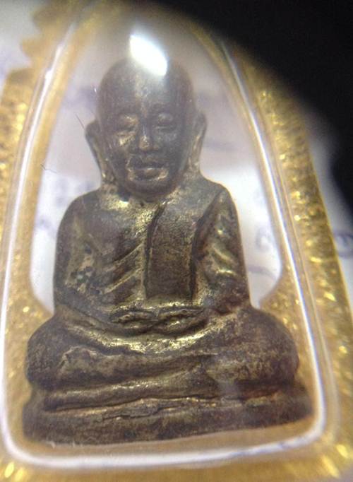 หลวงพ่อเงิน วัดบางคลานออกวัดมูลเหล็ก ปี2515...เนื้อทองเหลืองพิมพืนิยมนับเเบ็งค์เลี่ยมกันน้ำ
