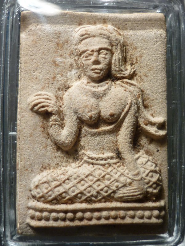 นางกวักรุ่นแรกหลวงปู่จันทร์ วัดศรีเทพ นครพนม