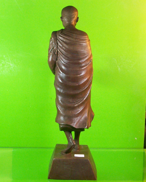 พระบูชา หลวงพ่อชำนาญ เปิดบาตรรับทรัพย์ - ก้าวหน้า