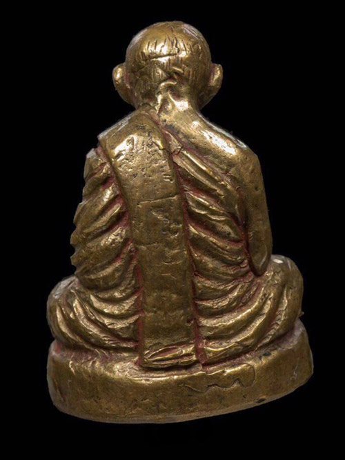 รูปหล่อหลังคู้ พ่อท่านคล้าย หนังสือชิดนิยม กริ่งดัง ปี03