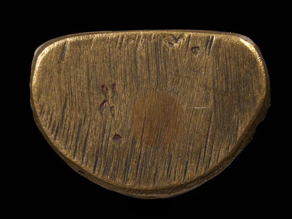 รูปหล่อหลังคู้ พ่อท่านคล้าย หนังสือชิดนิยม กริ่งดัง ปี03