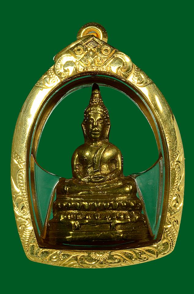 พระชัย 4 มุมเมือง 1 โค๊ต หน้าเล็ก เลี่ยมทองพร้อมใช้