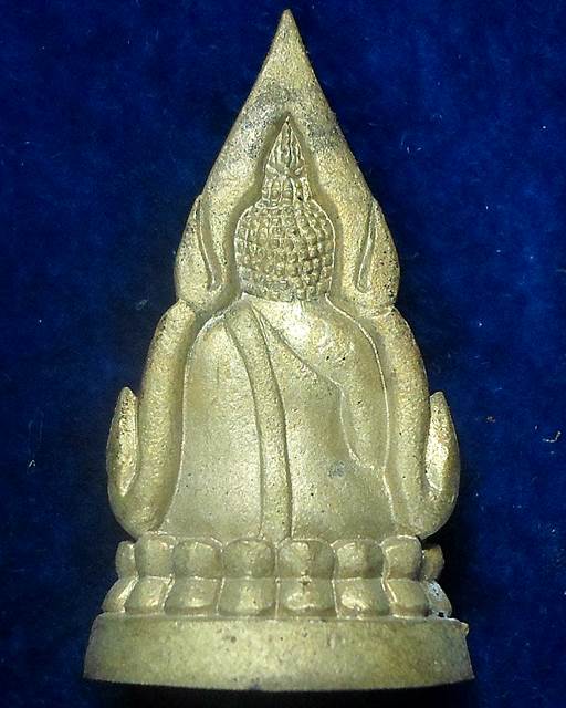 พระพุทธชินราช อินโดจีน รุ่นเสาร์5 ตอก 3 โค๊ด 