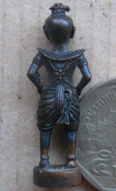  กุมารพรายทอง เนื้อสำริด ปลุกเสกโดยหลวงพ่อสาคร วัดหนองกรับ จ.ระยอง สร้าง1999องค์ หมายเลข9294กล่องเดิ