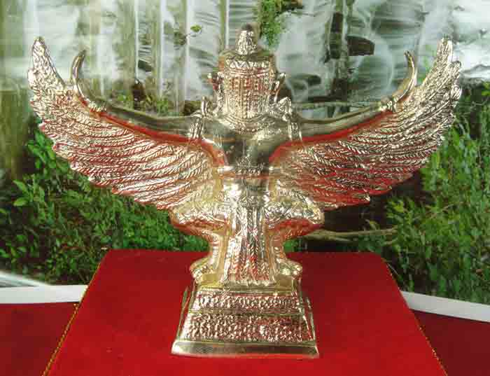 ***เริมที่ 100 บาท*** พญาครุฑกางปีก เนื้อทองเหลืองขัดเงา เครื่องหมายแห่งสิทธิอำนาจและความเป็นมงคล 