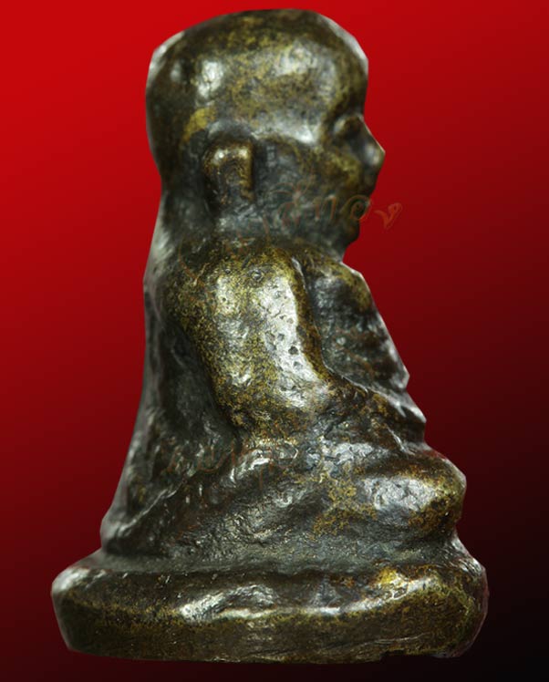 หลวงพ่อเงิน วัดบางคลาน พิมพ์เล็ก ใต้ฐานอุดผง รุ่นช้างคู่ ออก วัดท้ายน้ำ อ.โพทะเล จ.พิจิตร ปี ๒๕๒๖