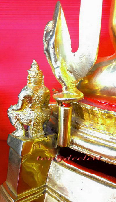 พระพุทธชินราชบูชา ภปร. กะไหล่ทองลงยา หน้าตัก 9 นิ้ว สวยมากค่ะ