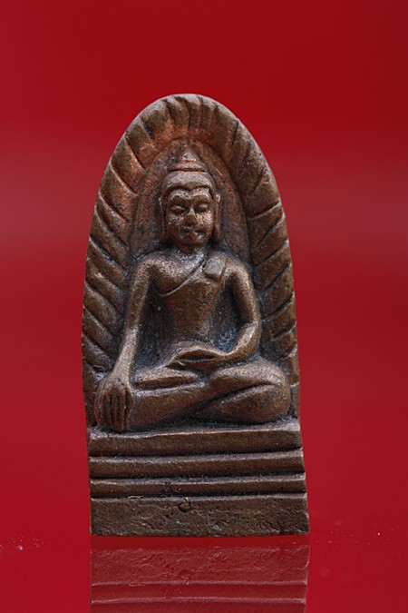 พระรอดเนื้อโลหะไม่ทราบที่ ...../ก