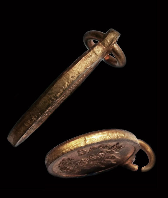 เคาะเดียว เหรียญเม็ดแตงหลวงปู่หมุน พิธีเสาร์5 บูชาครู ปี43 บล็อกนิยม 1 ขีด ผิวไฟแดงๆ ซองเดิม