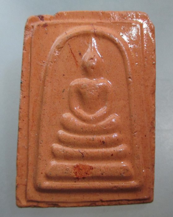 20 บาท พระสมเด็จเนื้อกระเบื้องหลังคาโบสถ์วัดไชโยฯ ปี๒๑ พิธีใหญ่