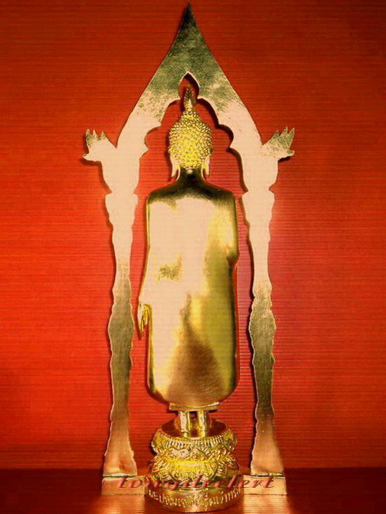 พระบูชาพระร่วงโรจนฤทธิ์ วัดพระปฐมเจดีย์ รุ่นเจ้าทรัพย์ มีซุ้มปิดทองสวยมากค่ะ