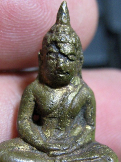 พระกริ่งรักษาดินแดน ปี2513 เนื้อทองเหลือง จ.กรุงเทพฯ ท่านเจ้าคุณนรฯ ปลุกเสก สภาพพอสวย 