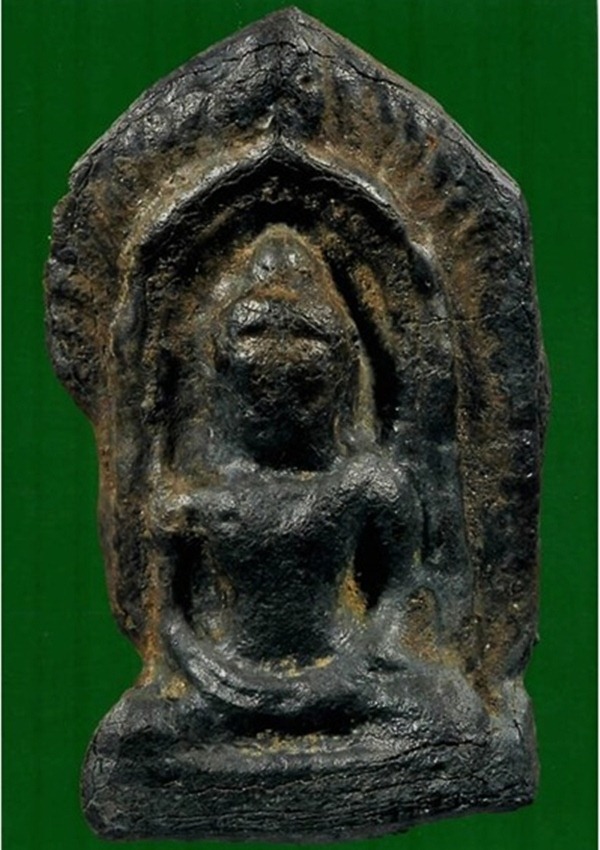 พระซุ้มนครโกษา กรุวัดปืน