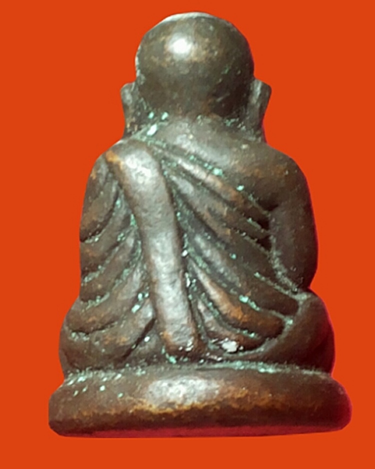 รูปหล่อหลวงพ่อเงินไม่ทราบเกจิสร้าง