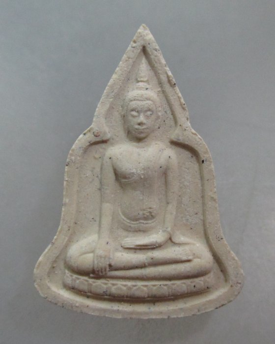 20 บาท หลวงพ่อโบสถ์น้อย เนื้อผง
