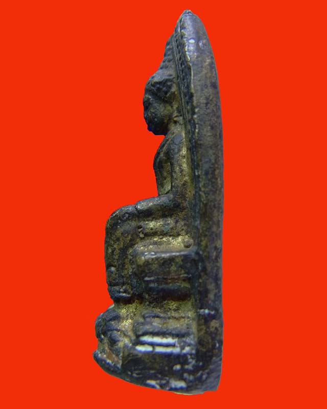 กริ่งพิมพ์ใหญ่บล็อกนิยม หลวงพ่อโต วัดบ้านเชี่ยน (วัดพิชัยนาวาส)ปี2502 อุดผงใต้ฐาน