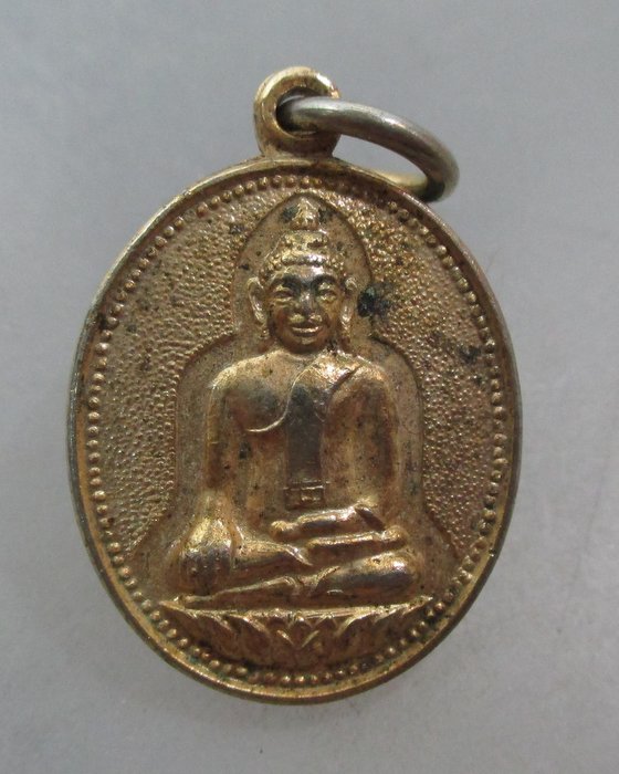 20 บาท เหรียญหลวงพ่อพระชีว์ วัดบูรพาราม จ สุรินทร์ ปี๔๐