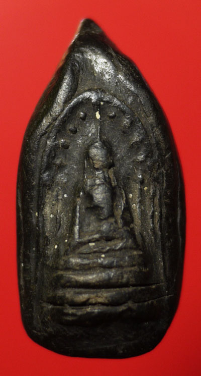 พระกริ่งคลองตะเคียน เนื้อดิน พิมพ์เศียรแหลม กรุวัดประดู่ทรงธรรม จ.พระนครศรีอยุธยา สภาพสวยกริ่งไม่ดัง