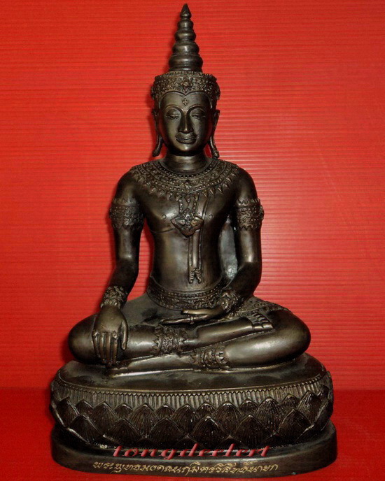 พระพุทธมงคลนฤมิตรวิสิทธิ์นายก วัดบุหัวแหวน จ.นครนายก สวยมากค่ะ