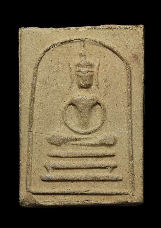 พระสมเด็จหลวงพ่อกวย วัดโฆสิตาราม จ.ชัยนาท พิมพ์หูบายศรีเศียรโต เนื้อดินองค์ที่5