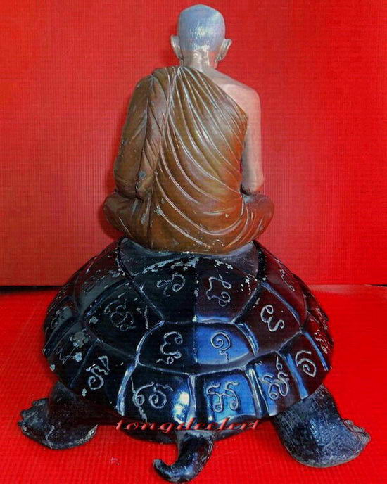 รูปหล่อบูชาหลวงปู่หลิวนั่งเต่า วัดไร่แตงทอง รุ่นแซยิด 93 ปี ถอดฐานได้ สร้างน้อย หายากมากค่ะ