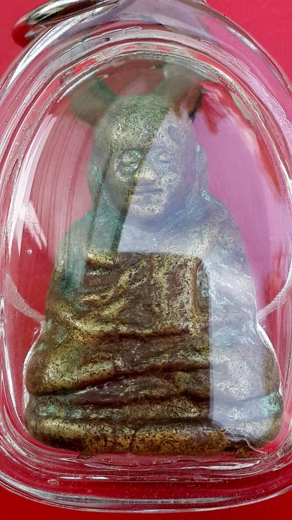 หลวงพ่อเงินวัดบางคลาน รุ่นปืนแตก พิมพ์เศียรโตนิยม ปี2528