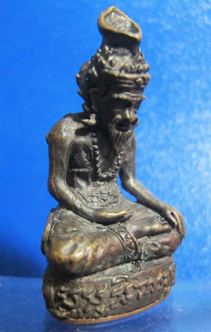 รูปหล่อพ่อปู่ฤาษี สวย ไม่ทราบที่