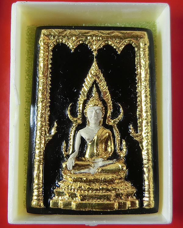 พระพุทธชินราช เนื้อผงลงสี ปิดทอง หลวงพ่อเริ่ม วัดบางพระ จ.ชลบุรี