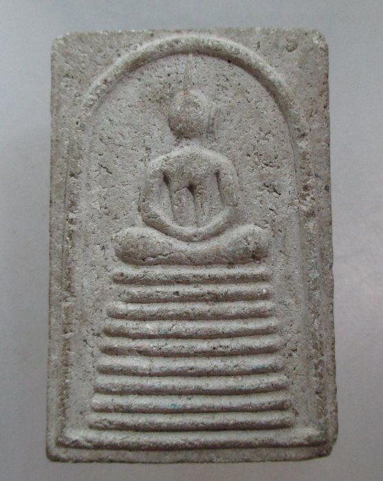 20 บาท พระสมเด็จเก้าชั้นหลังรูปเหมือน