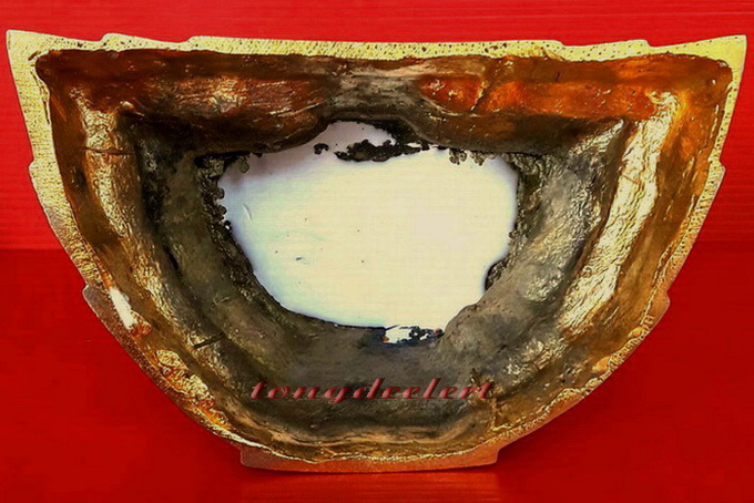 พระบูชาหลวงพ่อวัดไร่ขิง จ.นครปฐม กะไหล่ทอง สวยมากค่ะ