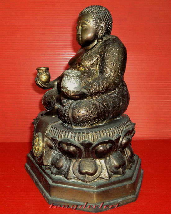 พระสังกัจจายน์ หลวงพ่อคูณ ปริสุทโธ วัดบ้านไร่ รุ่นเสาร์ 5 คูณทรัพย์แสนล้าน ปี 2538 สวยมากค่ะ