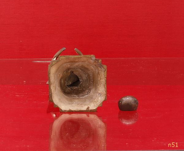 พระบูชาหลวงพ่อบ้านแหลม สูง 11 นิ้ว