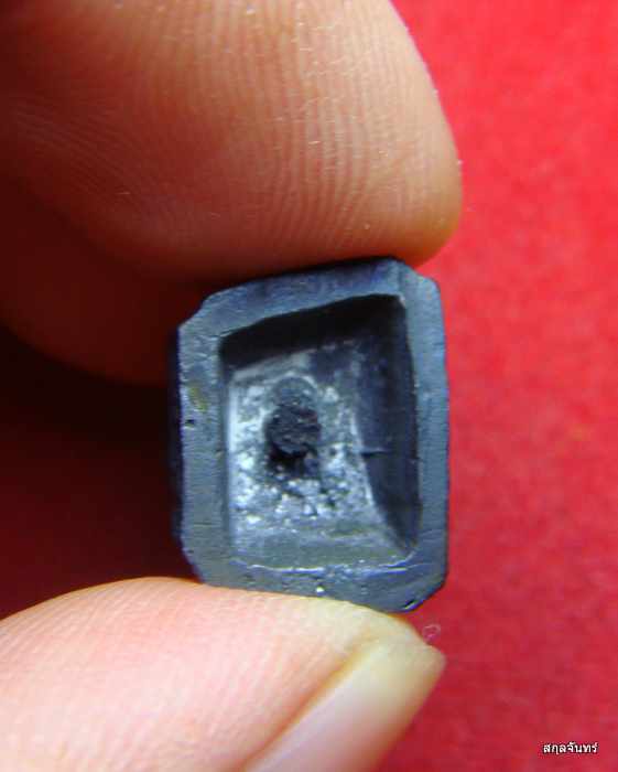 รูปหล่อหลวงปู่โต๊ะ  ปี 2539 พร้อมกล่อง + รูปถ่าย จากวัดเลยครับ