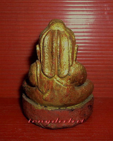 พระบัวเข็มไม้โพธิ์แกะศิลปะมอญพม่า ขนาดหน้าตัก 2 นิ้ว น่ารักมากค่ะ