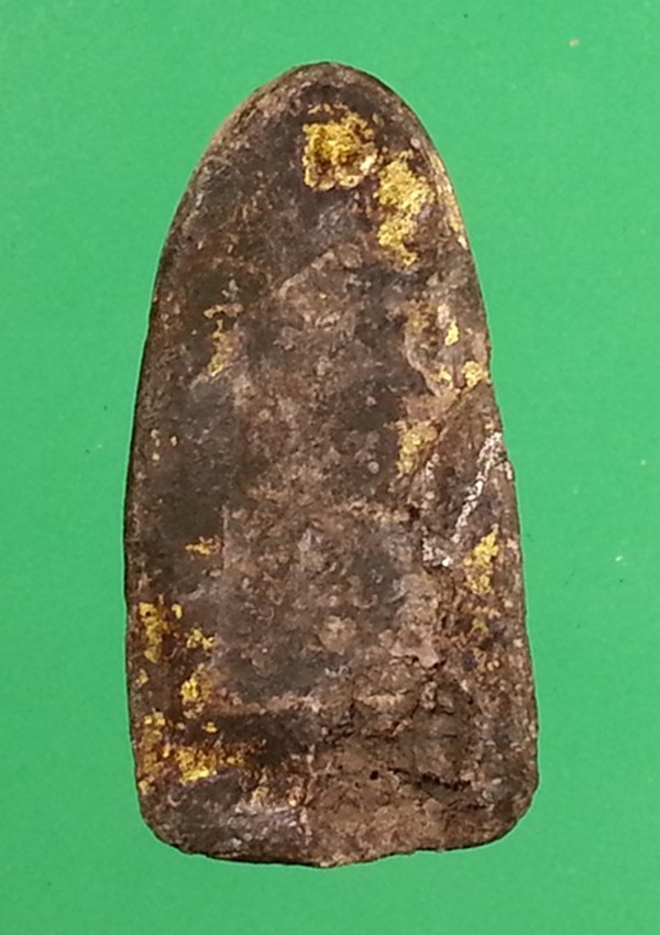 พระแผงตัด กรุอยุธยา