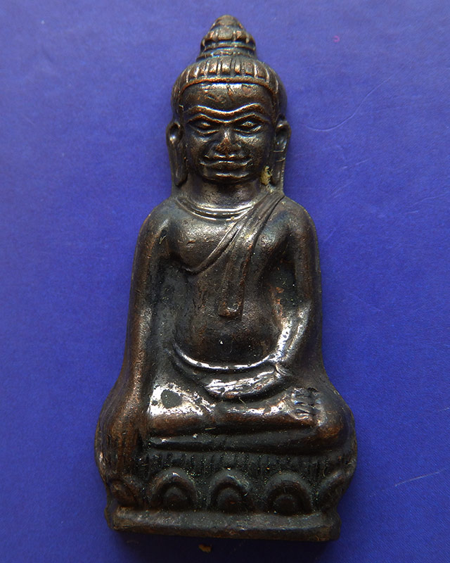 21.พระหูยาน หลังจปร. (รุ่นปืนแตก) วัดราชบพิธ พ.ศ. 2513 ในหลวงเสด็จเททอง เกจิ 108 ปลุกเสกพิธีใหญ่