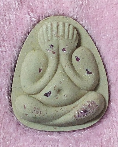 พระปิตตามหาเสน่ห์ เนื้อเกสรโรยพลอย หลวงปู่ทิม วัดพระขาว อยุธยา ปี43...เคาะเดียวแดง...