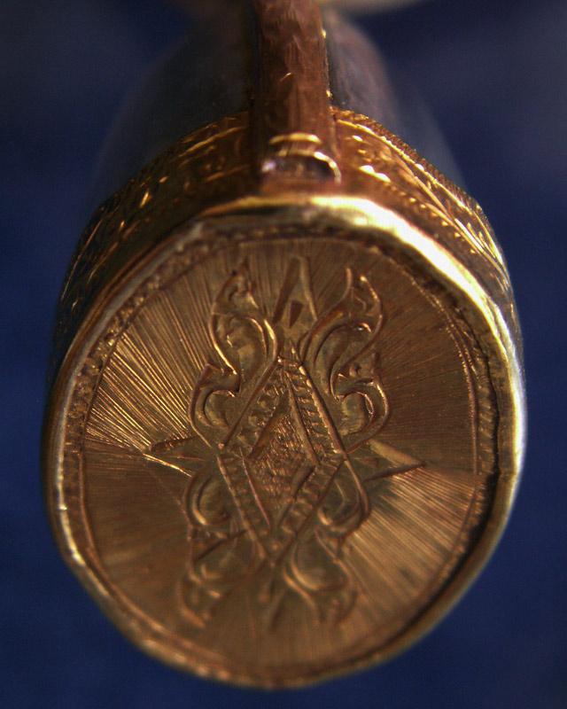 ปิดตาหลวงปู่โต๊ะ วัดประดู่ฉิมพลี พิมพ์ตุ๊กตาเล็ก เนื้อใบลาน พ.ศ. 2521 สวยมากเกศาเยอะ+กระเช้าทอง