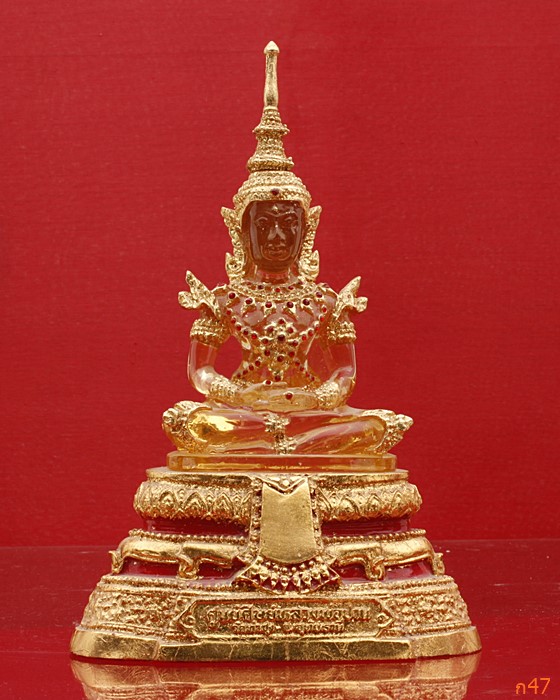 พระแก้วมรกต หลวงพ่อฤาษีลิงดำ วัดท่าซุง