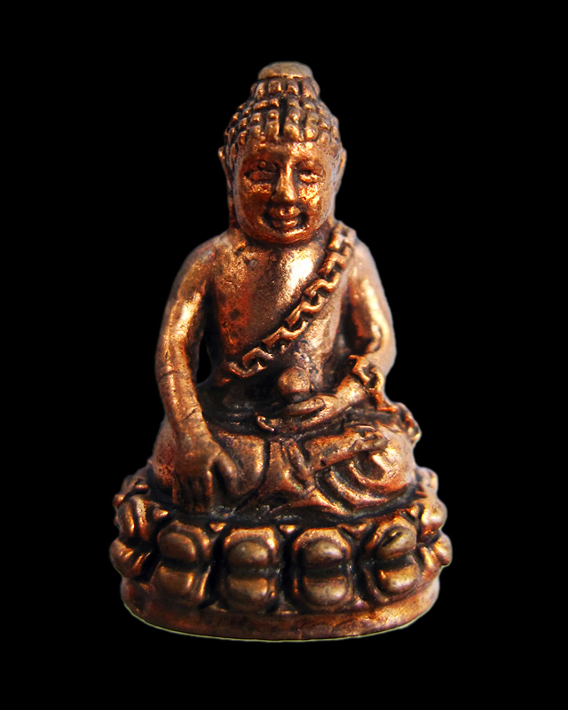 พระชัยวัฒน์ รุ่นสร้างบารมี หลวงปู่บัว ถามโก ออกวัดแหลมกลัด จ.ตราด เนื้อทองผสม