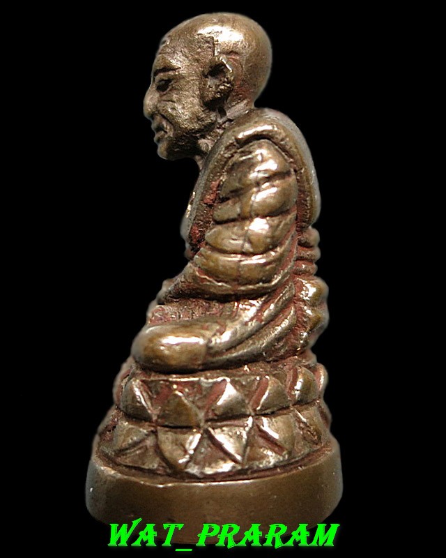 หลวงปู่ทวด วัดช้างให้ พิมพ์บัวรอบ รุ่น2  เนื้อนวะ  ที่ระลึกงานทอดกฐิน ปี39