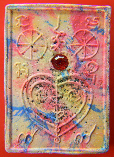 เคาะแรกแดง...เพชรพญาธร เนื้อเบญจรงค์ฝังพลอย ๒ เม็ด ๒๕๔๓...หลวงปู่หมุน เสก...วัดซับลำใย สร้าง