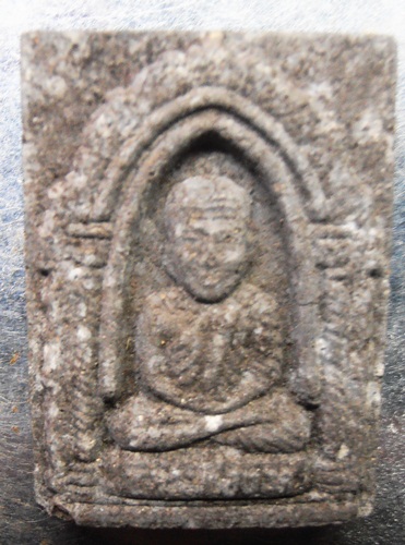 หลวงปู่ทวดเนื้อว่านรุ่น กาญจนาภิเษก๕๐ปี ๒๕๓๙ สวยๆพร้อมกล่องครับ