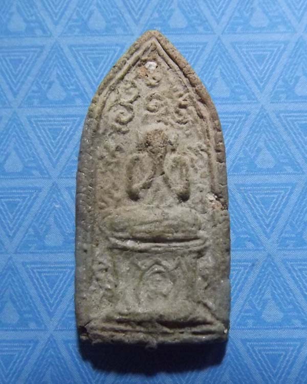 พระปิดตากรุ วัดชนะสงคราม กรุงเทพเนื้อดินผสมผง