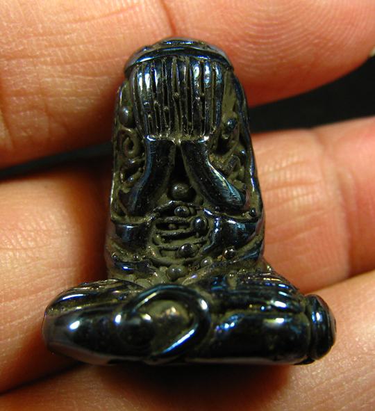 พระปิดตา เนื้อหามวลสารดี สวยไม่ทราบที่ครับ