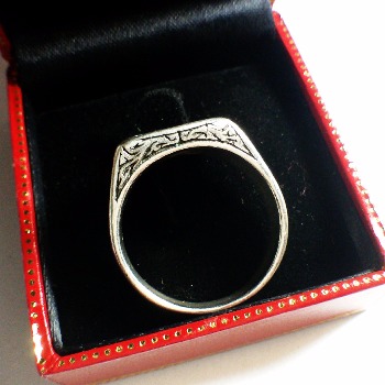 แหวนพระพุทธ หลวงปู่ดู่วัดสะแก ปี2532 ตอกโค๊ด พ.ศ. เนื้อเงิน